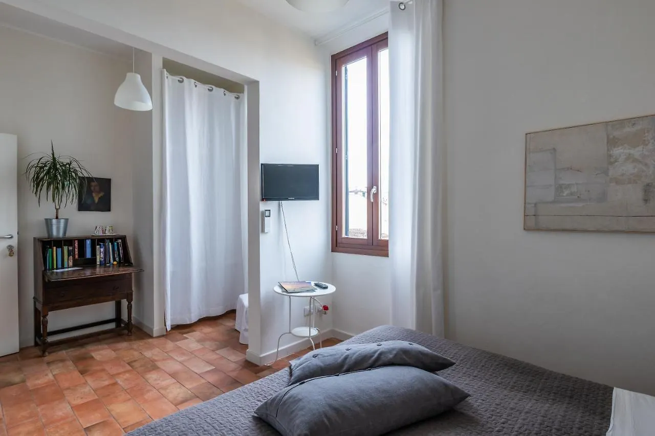 B&B Giorni Dipinti Florence Bed & Breakfast