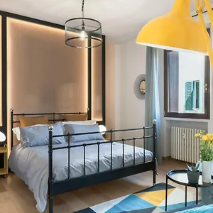 Bed & Breakfast La Marmora 39, Florence